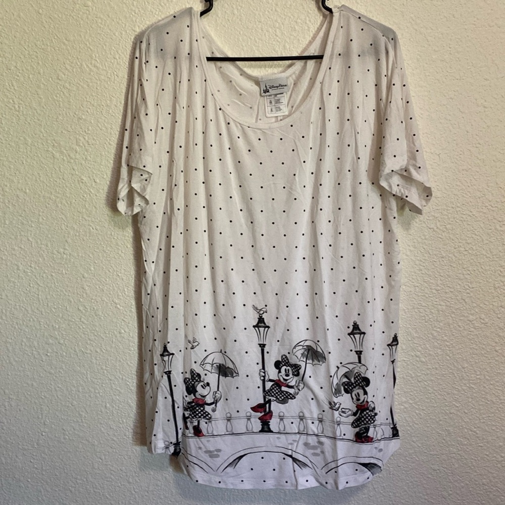 Womens XL Disney Minnie Mouse shirt